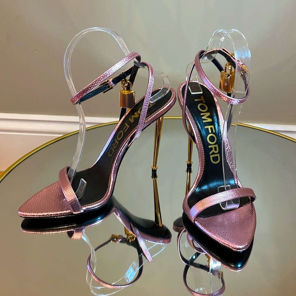 Tom Ford Padlock 105 Lock Pink Leather Heeled Sandals Sz 40 - Picture 8 of 17